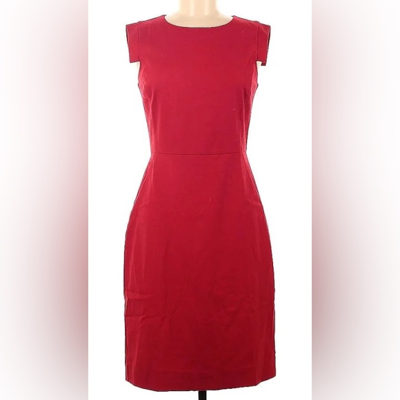 J. Crew Dresses & Skirts - JCrew 365 Resume Dress in Red SIZE 2